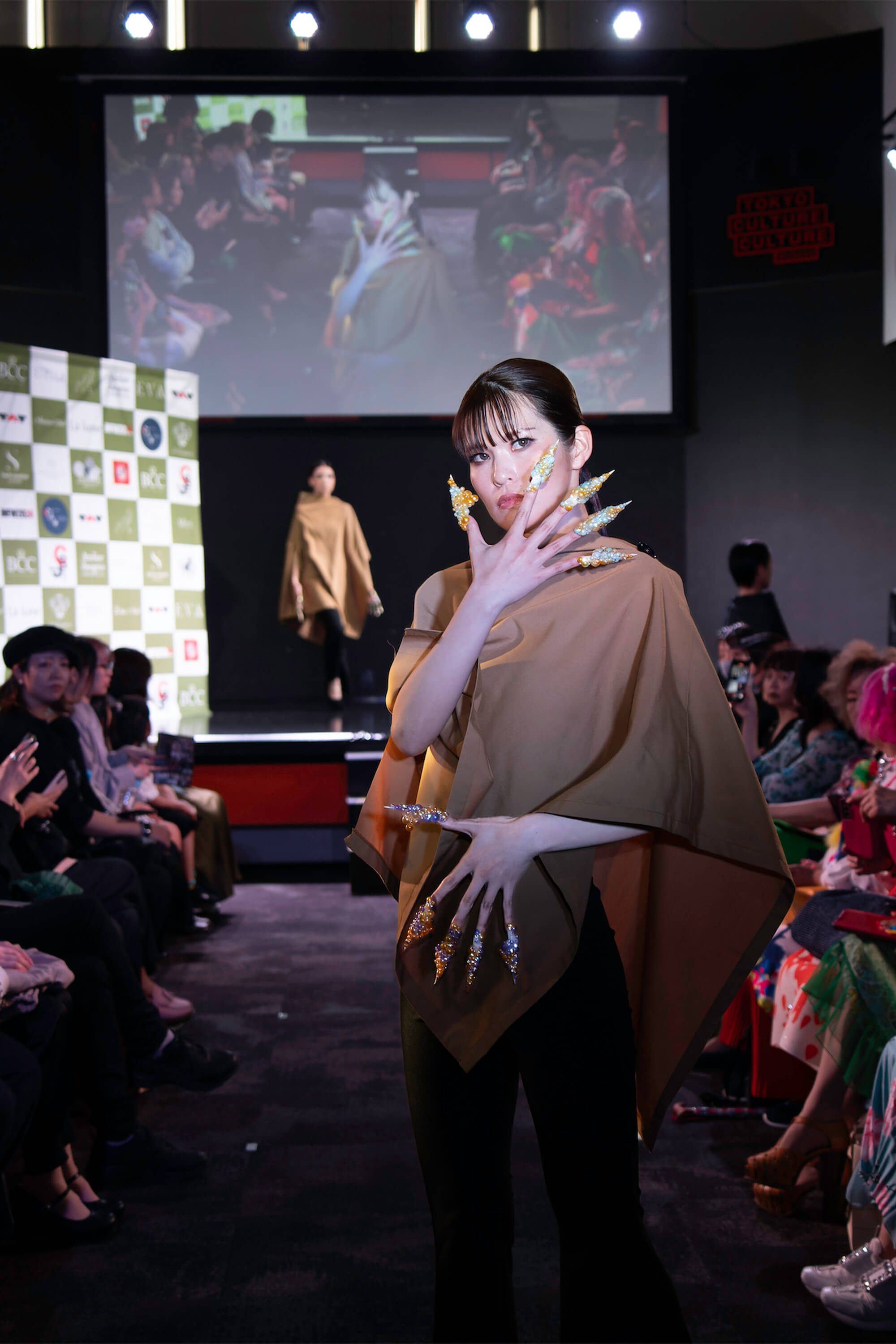  桃堂ひなの Gallery2